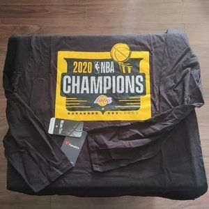LA Lakers Fanatics Branded 2020 NBA Finals Champions Official Logo Longsleeve